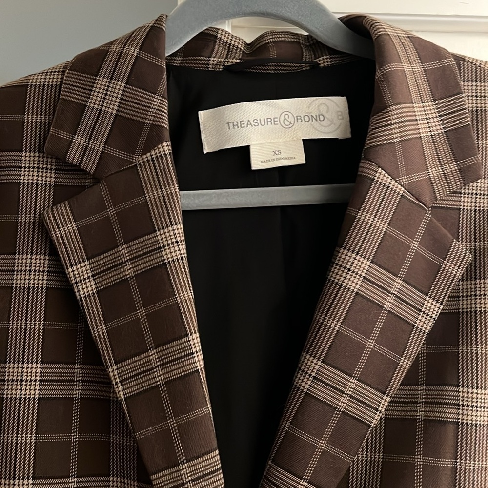 Brown Plaid Blazer - Picture 3 of 5